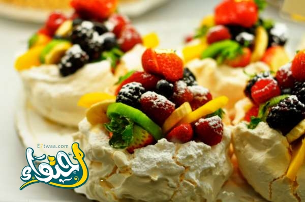 Petites pavlovas aux fruits