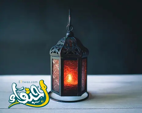 Prayer and congratulations for the blessed month of Ramadan: pictures of lanterns